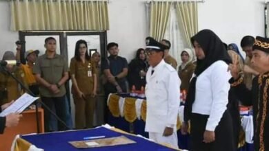 Pj Bupati Barito Utara Lantik Kepala Desa, Damang Kepaa Adat dan Anggota BPD