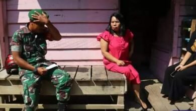 Wujud Kepedulian TNI, Babinsa Masuk Dapur Warga