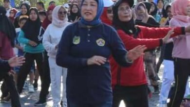 Ketua DPRD Barito Utara Apresiasi Senam Bersama dan Jalan Sehat Karang Taruna