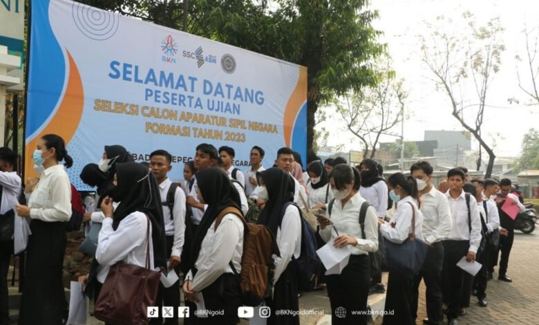 Seleksi CASN 2023: Persaingan Makin Ketat, 1,85 Juta Pelamar Bersaing Seleksi CASN 2023: Persaingan Makin Ketat, 1,85 Juta Pelamar Bersaing