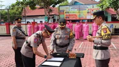 Polres Barito Utara Gelar Sertijab, Wakapolres dan Kapolsek Teweh Timur Diganti