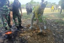 Karya Bakti TNI-AD dan Masyarakat Bantu Perangi Banjir dan DBD