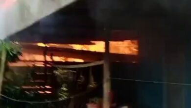 Kebakaran Hanguskan 3 Rumah di Kapuas, 4 Keluarga Kehilangan Tempat Tinggal