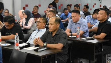 Kadis Kominfosandi Ikuti Rapat Persiapan dan Finalisasi Evaluasi Kinerja Pj Bupati
