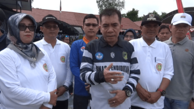 Tari Japen Hingga Bazar Kearifan Lokal Meriahkan Peringatan HUT PGRI dan HGN di Teweh Baru