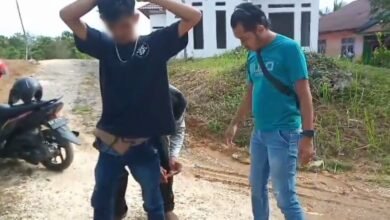 Seperti Film Action, Polisi Sergap Pengedar Sabu di Pinggir Jalan
