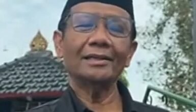 Mahfud MD Mundur dari Menko Polhukam, Serahkan Surat Kepada Jokowi