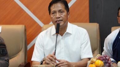 Vidcon Pj Bupati Barito Utara Pantau Kelancaran Pemungutan Suara di 9 Kecamatan