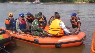 5 Hari Pencarian, Korban Kebakaran Kapal TB Hasyim di Sungai Barito Belum Ditemukan