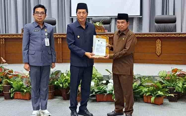 Rekomendasi DPRD Barito Utara Terhadap LKPj Bupati 2023 Disahkan