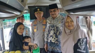 Kapolda Kalsel Lepas 512 Pemudik Gratis
