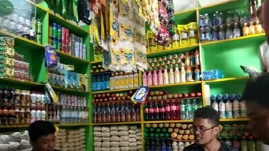 Kemenkop UKM Tegaskan Tak Melarang Warung Madura Buka 24 Jam