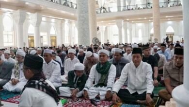 Pj Bupati Barito Utara Shalat Id di Masjid Islamic Center