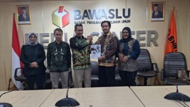 Bawaslu Barito Utara Serahkan Laporan Sentra Gakkumdu Pemilu Serentak 2024 ke Bawaslu RI
