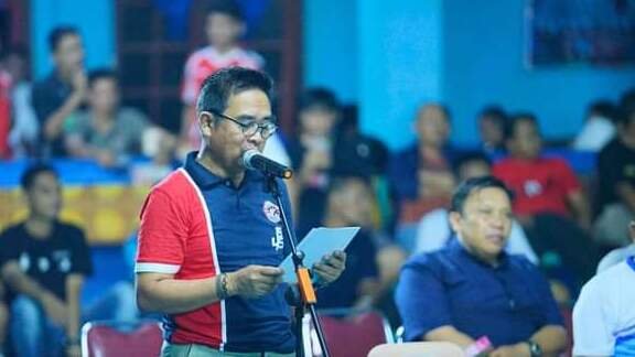 Asisten I Setda Tutup Kejuaraan Bulu Tangkis Pj Bupati Cup 2024 di GOR Panglima Batur