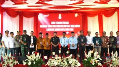 Pj Bupati Murung Raya Hadiri Debat Publik Pasangan Calon Bupati dan Wakil Bupati