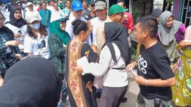 Gogo-Helo Terus Sambangi Warga, Kali ini Blusukan di Kelurahan Jingah dan Desa Hajak