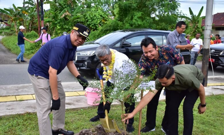 Peluncuran Program “Kapuas Bersih dan Hijau” untuk Mewujudkan Lingkungan Sehat dan Lestari