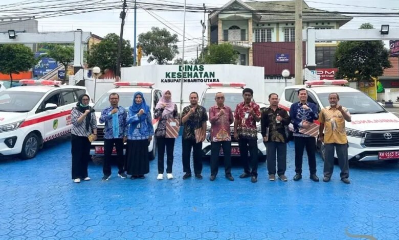 Empat Unit Ambulans Diberikan kepada Puskesmas Rawat Inap di Barito Utara untuk Tingkatkan Pelayanan