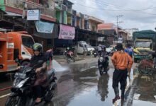 Muara Teweh Pulih dari Banjir: Jalan Mulai Bisa Dilalui, Pembersihan Terus Berlangsung