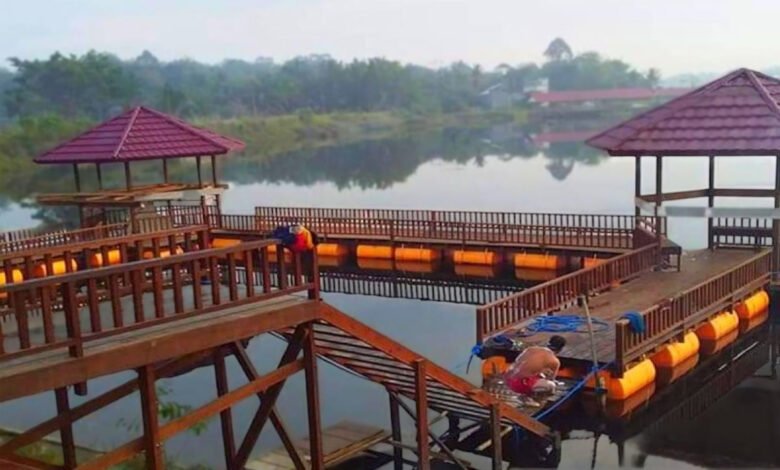 Pengembangan Pariwisata Dukung Peningkatan Ekonomi Daerah Pengembangan Pariwisata Dukung Peningkatan Ekonomi Daerah