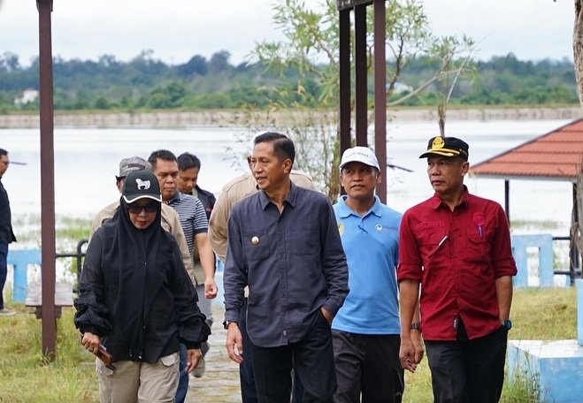 Barito Utara Bangun Pantai Buatan di Bumi Perkemahan Panglima Batur Barito Utara Bangun Pantai Buatan di Bumi Perkemahan Panglima Batur