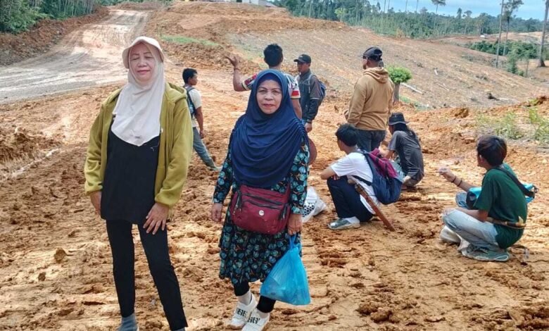 Pemilik Hak Ulayat Adat Tegaskan PT. NPR Wajib Bayar Lahan Kepada Pemilik Sah Pemilik Hak Ulayat Adat Tegaskan PT. NPR Wajib Bayar Lahan Kepada Pemilik Sah