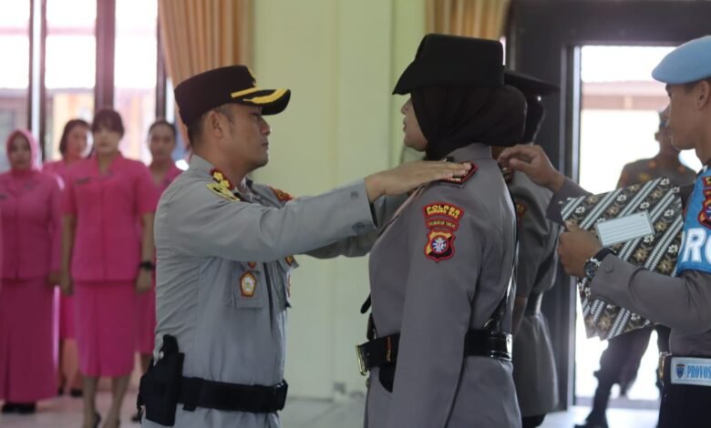Polres Gunung Mas Gelar Sertijab, Ada Polwan Jabat Kapolsek
