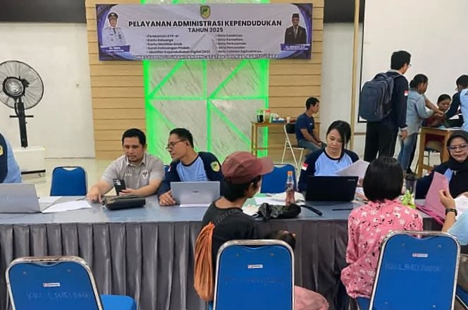 Disdukcapil Barito Utara Permudah Masyarakat Urus Adminduk di Lahei Barat Disdukcapil Barito Utara Permudah Masyarakat Urus Adminduk di Lahei Barat