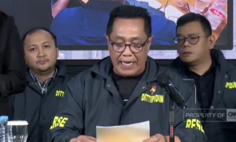 STOP RUMOR HOAX IJAZAH JOKOWI! Bareskrim Tegaskan ASLI, Pelapor Auto MINGKEM!