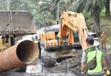 Indra Gunawan Instruksikan Perbaikan Jalan Rusak di Barito Utara Meski Jalan Nasional