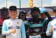 Ketua DPRD Gunung Mas Apresiasi Kejurnas Grasstrack: Ajang Bina Atlet dan Promosi Daerah