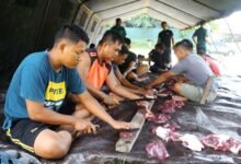 Kodim 1013/Muara Teweh Perkuat Silaturahmi Lewat Pembagian Daging Kurban
