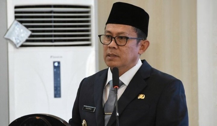 Indra Gunawan Minta Pejabat Baru Barito Utara Bekerja Profesional dan Melayani Masyarakat Indra Gunawan Minta Pejabat Baru Barito Utara Bekerja Profesional dan Melayani Masyarakat
