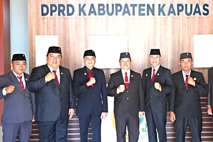 CSR PBS Harus Berdampak Nyata Bagi Warga Kapuas CSR PBS Harus Berdampak Nyata Bagi Warga Kapuas