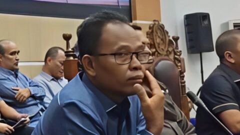 Jalan Darat ke Desa Terusan Dongkrak Pendapatan Petani Kapuas