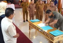 Rotasi Pejabat, Bupati Murung Raya Tegaskan untuk Peningkatan Pelayanan Publik Rotasi Pejabat, Bupati Murung Raya Tegaskan untuk Peningkatan Pelayanan Publik