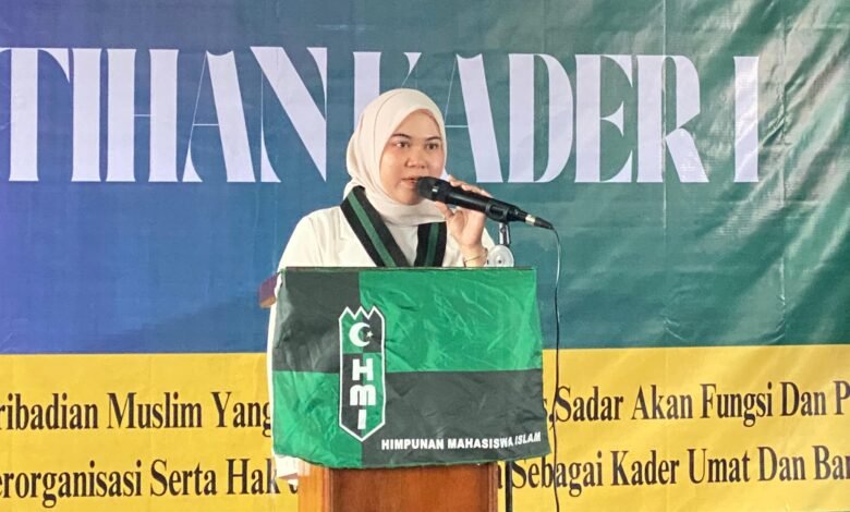 Dari Barito Utara untuk Indonesia: Siti Inadiah Gaungkan Spirit Perjuangan di LK-1 Akbar HMI se Muara Teweh