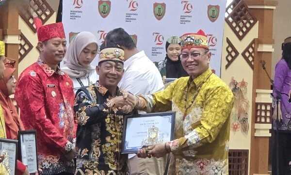 Ini Kata Heriyus Usai Terima Penghargaan Bangga Kencana dari BKKBN Ini Kata Heriyus Usai Terima Penghargaan Bangga Kencana dari BKKBN
