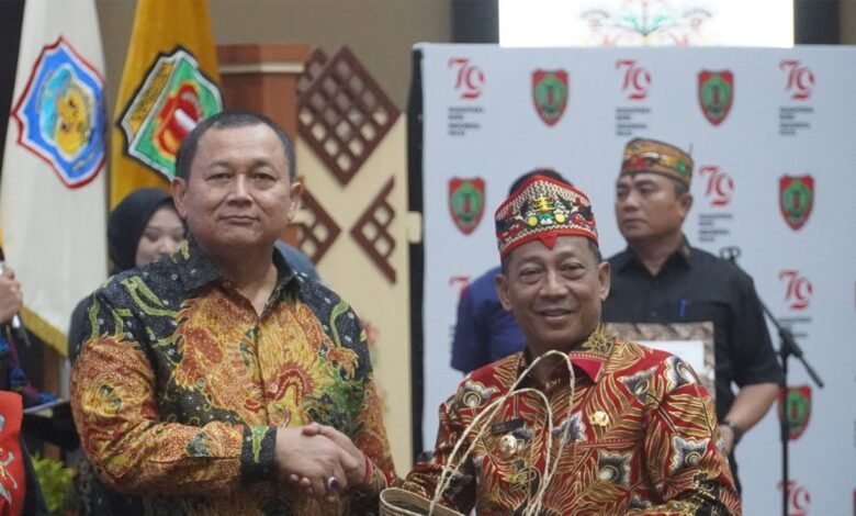 Bupati Murung Raya Hadiri Pisah Sambut Kajati Kalteng Bupati Murung Raya Hadiri Pisah Sambut Kajati Kalteng