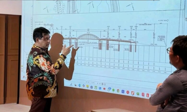 Shalahuddin Cari Solusi Tuntaskan Pembangunan Jembatan Sikan dan Lemo Shalahuddin Cari Solusi Tuntaskan Pembangunan Jembatan Sikan dan Lemo
