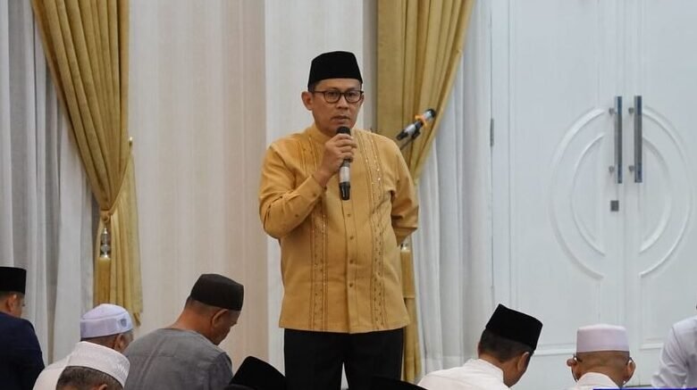 Pj. Bupati Dapatkan Dukungan Moral dari Forkopimda dalam Yasinan 7 Harian Ayahanda Pj. Bupati Dapatkan Dukungan Moral dari Forkopimda dalam Yasinan 7 Harian Ayahanda