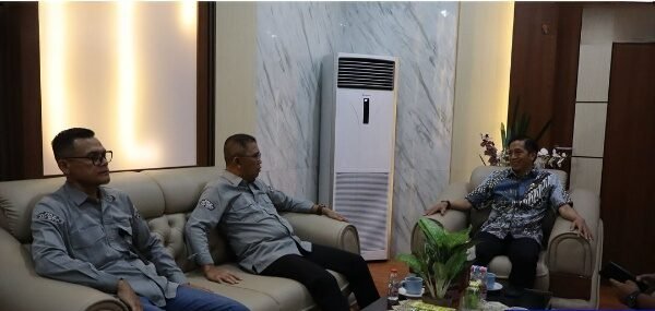 Perkuat Sinergi Pers, Sekda Barito Utara Terima Silaturahmi Pimpinan Media Kalteng Pos