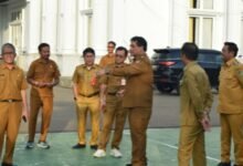 Di Tengah Padatnya Jadwal, Bupati Shalahuddin Tinjau Pembangunan Mushola Rumah Jabatan Di Tengah Padatnya Jadwal, Bupati Shalahuddin Tinjau Pembangunan Mushola Rumah Jabatan