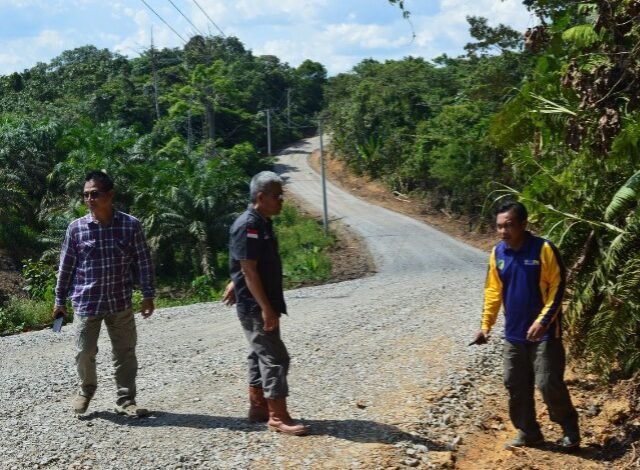 Dinas PUPR Barito Utara Genjot Proyek Peningkatan Jalan Simpang Thamrin–Sei Liju Sesuai Target
