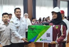 Pemkab Barito Utara lepas Peserta Upacara HSP ke-97 dan Ikrar Anak Bangsa Pemkab Barito Utara lepas Peserta Upacara HSP ke-97 dan Ikrar Anak Bangsa