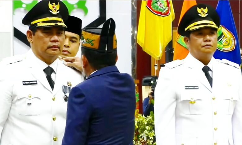 Dilantik Gubernur, Shalahuddin-Felix resmi jadi Bupati dan Wabup Barito Utara Dilantik Gubernur, Shalahuddin-Felix resmi jadi Bupati dan Wabup Barito Utara