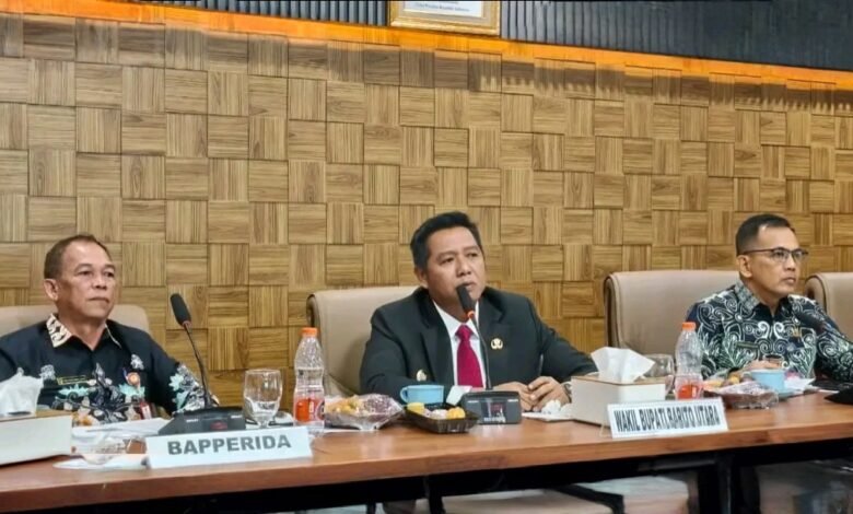 Konsultasi Publik RIPPM PT BEK: Wabup Tekankan Transparansi & Manfaat Tambang untuk Rakyat Konsultasi Publik RIPPM PT BEK: Wabup Tekankan Transparansi & Manfaat Tambang untuk Rakyat