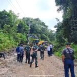 Terjebak di Simpang Jamut, Shalahuddin Janji Aspal Jalan