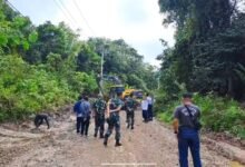 Terjebak di Simpang Jamut, Shalahuddin Janji Aspal Jalan
